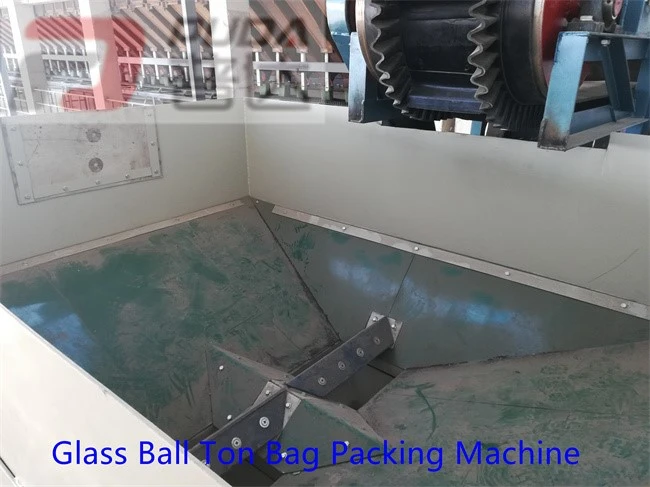 Glass ball ton bag packing machine 5 Glass ball ton bag packing machine 5